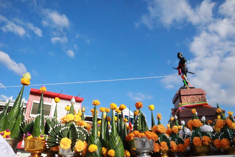 พิธีบวงสรวงพระบำรุงราษฎร์(พระจูมมณี) เฉลิมฉลองการก่อตั้งอำเภอพิบูลมังสาหาร 162 ปี และบุญคูณลานกุ้มข้าวใหญ่ ประจำปี 2568 