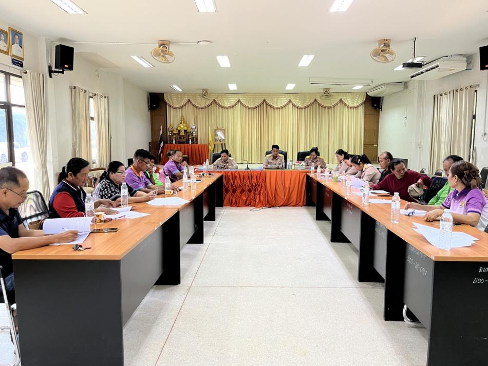 ประชุมคณะกรรมการบริหารธนาคารขยะ เพื่อกำหนดราคากลางและกำหนดการรับซื้อขยะตามโครงการธนาคารขยะตำบลหนองบัวฮี ประจำเดือน กุมภาพันธ์ พ.ศ. 2569